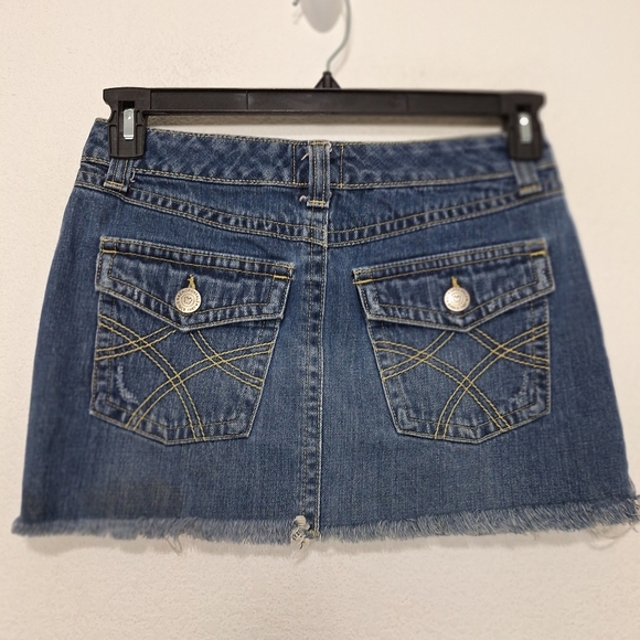 Aéropostale Y2K Distressed Front Frayed Slits Denim Micro Mini Skirt Size 1/2 - Picture 4 of 8